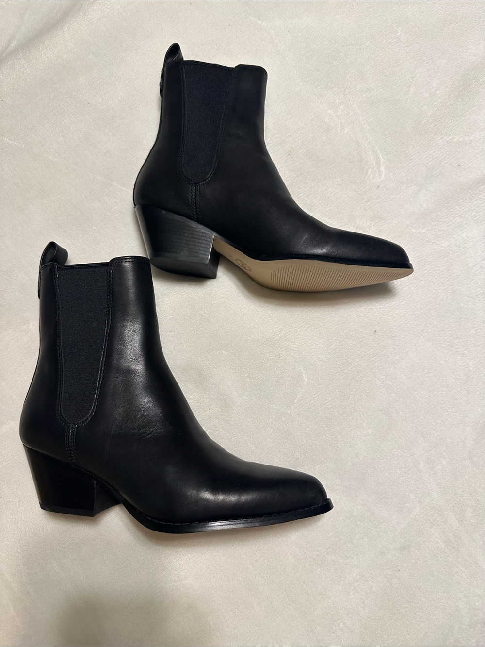 Michael Kors Black Leather Pointed Ankle Booties with Block Heel - Picture 4 of 8